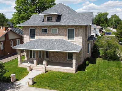 2800 Western Ave