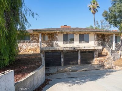 22200 Alviso Dr