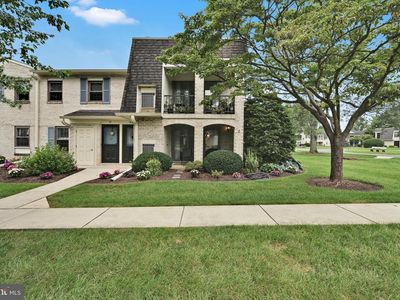 36 Valleybrook Dr