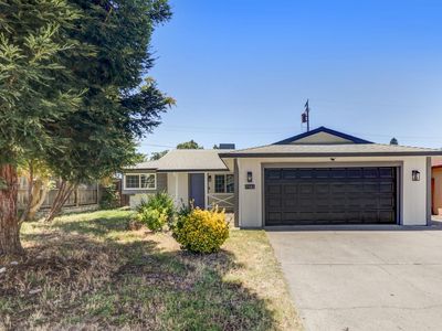 5986 Marlin Cir