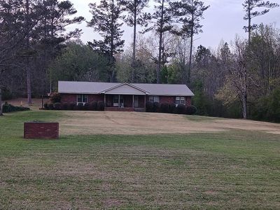 700 Valley Dr