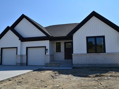 4 Peregrine Way