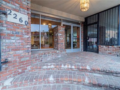 2260 N Cahuenga Blvd APT 106