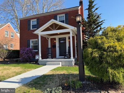 1707 Lincoln Dr