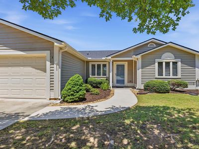 5 Lake Summit Dr
