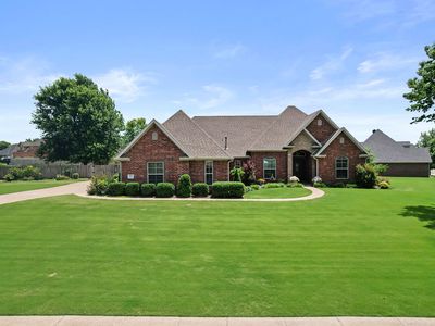 325 Whitcliff Drive