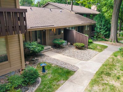 91 Birnamwood Dr