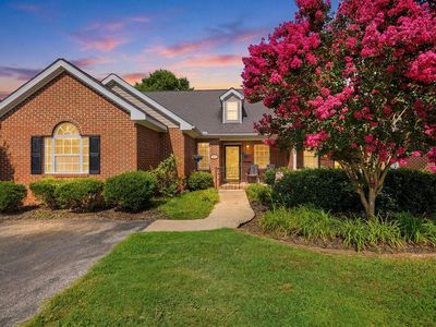109 Ashley Oaks Ln