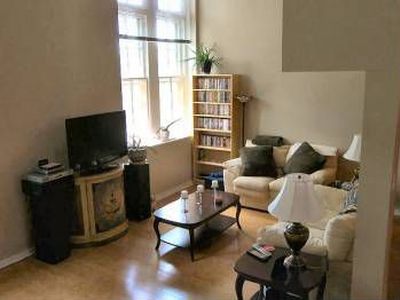 1023 Clinton St #302