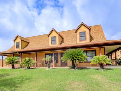 8204 S Humble Camp Rd