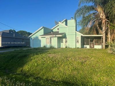 5900 Bamboo Dr