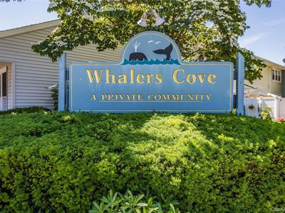 95 Whalers Cove