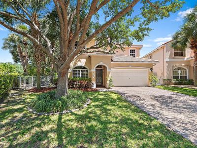 4474 Thornwood Circle