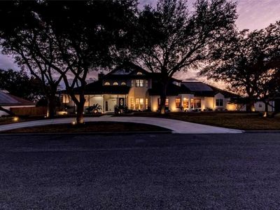 4517 River Park Dr