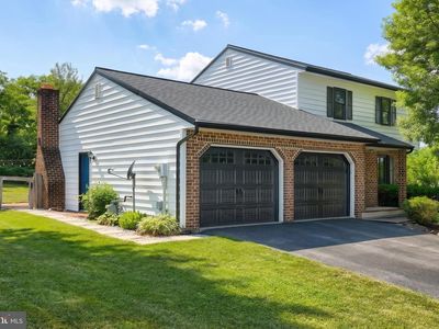 2832 Glen Hollow Dr