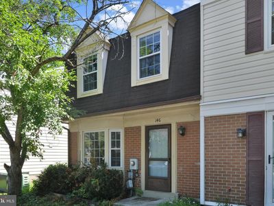 146 Lauren Ct