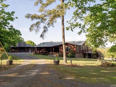 679 Antioch Rd