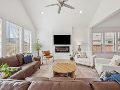 14708 Blanco Bistro St