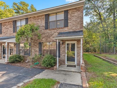 6240 Lucille Dr APT F