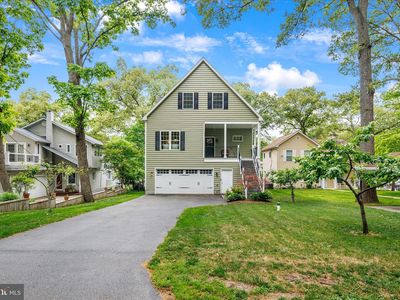8382 Country Life Rd