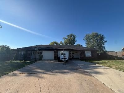 2642 Braxton Ave #A & B