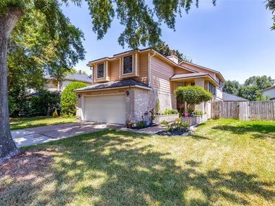 3802 Storm Creek Dr