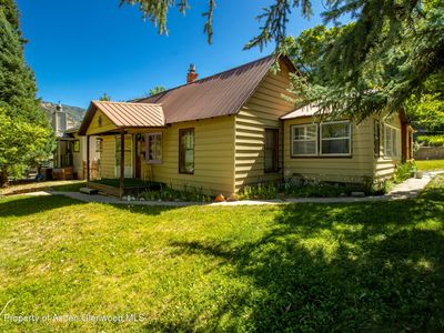 1122 Blake Ave