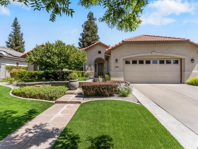 2914 Rose Petal St