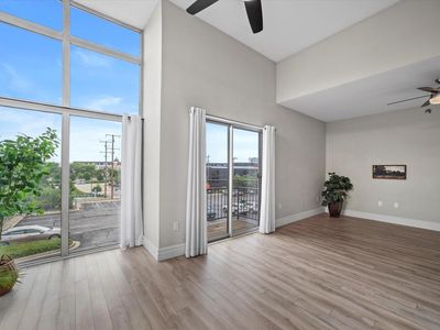 2121 South Kinnickinnic AVENUE #120