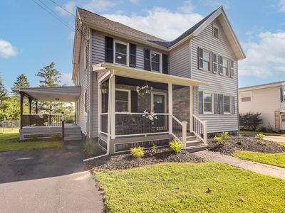 15 Hockeborne Ave