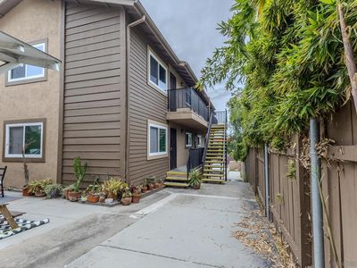 390-392 Del Mar Ave