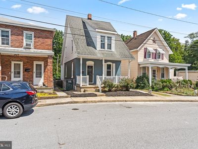 7 Moller Ave