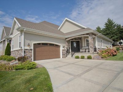 9042 Paddington Parkway