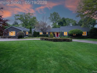 3952 Cottontail Ln