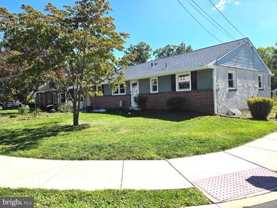 134 W School St