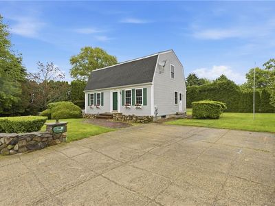 Property at 49 Harvest Rd, Middletown, RI