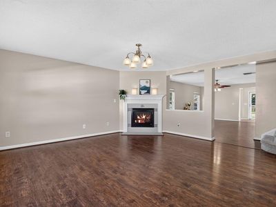 200 Georgetowne Dr