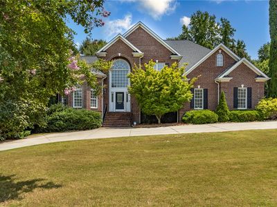 205 Graylyn Dr