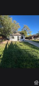 920 N Catherine St W
