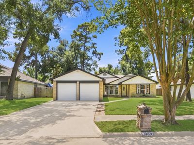 13030 Ellesmere Dr