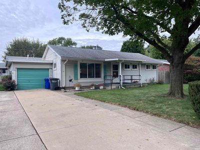 313 Lody Ln