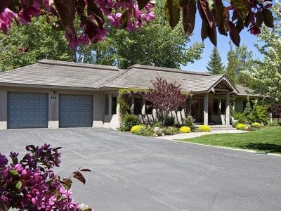 114 Empty Saddle Trl