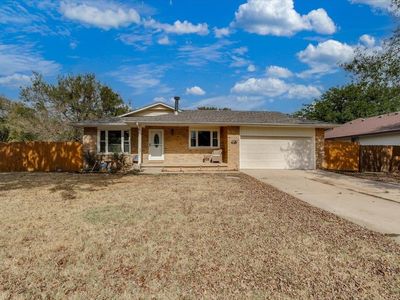 Property at 10 Argon Dr, Goddard, KS