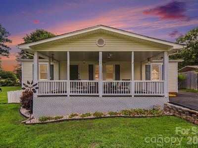 Property at 104 E Main St, Belmont, NC