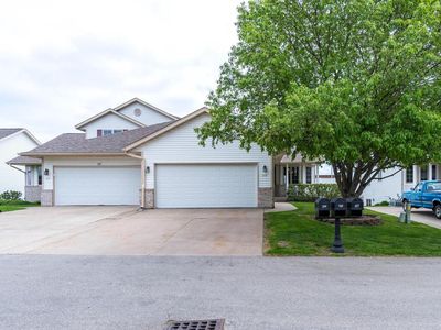 219 Heritage LANE