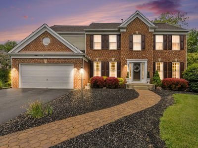 2302 Faculty Ct
