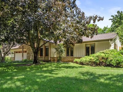 S67W17330 Rossmar COURT