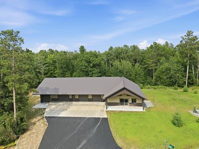 33210 Rolling Oaks Ln