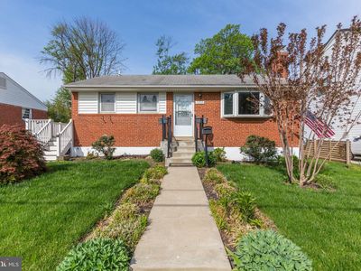 10010 Mayfield Dr