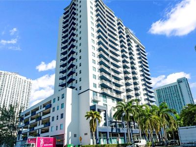 275 NE 18th St APT 1606